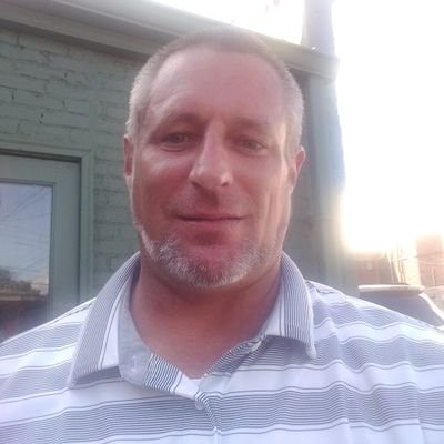 Profile Picture of Jeremy Burchfield (@jeremyburchfiel) on Twitter