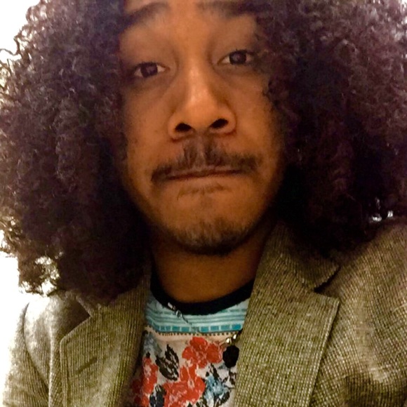 Profile Picture of James Harvin (@jiharvi) on Poshmark