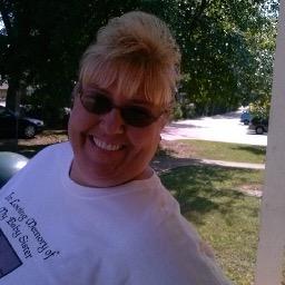 Profile Picture of Kathy Parrott (@parrott89252) on Twitter