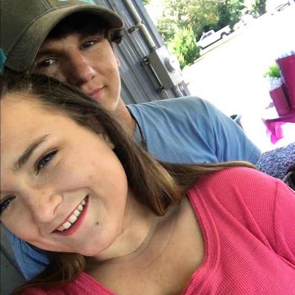 Profile Picture of Taylor Chadwick (@taylor70736) on Poshmark