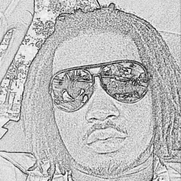 Profile Picture of Lamont Fields (@derricklamont88) on Poshmark