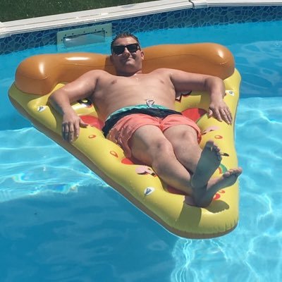 Profile Picture of Cameron Swartz (@CSwartzenegger) on Twitter