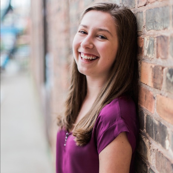 Profile Picture of Kasey Thoreson (@kaseythor) on Poshmark