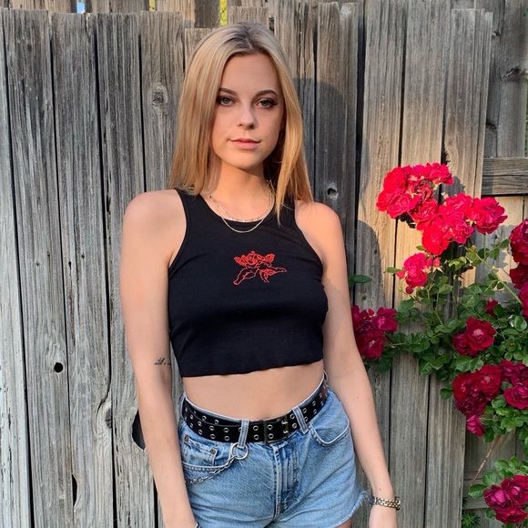 Profile Picture of Maddie Conry (@maddieconry) on Poshmark