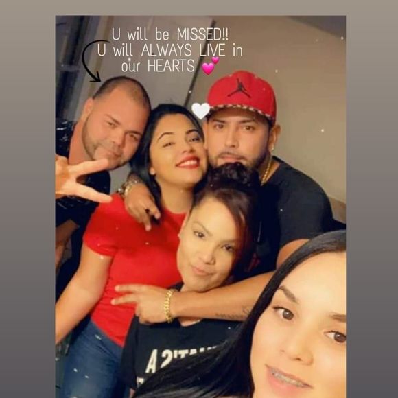 Profile Picture of Nathasha Cedeño miranda (@nathasha97) on Poshmark