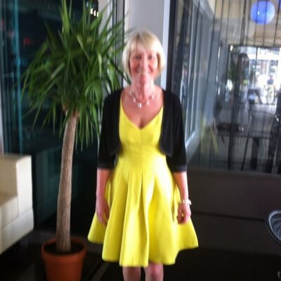 Profile Picture of Sandy Giles (@ssangiles) on Twitter