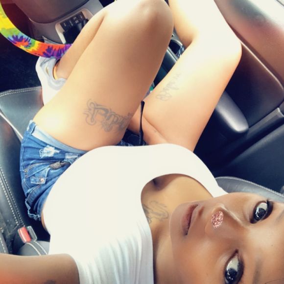 Profile Picture of Jade Parker (@libralove94) on Poshmark