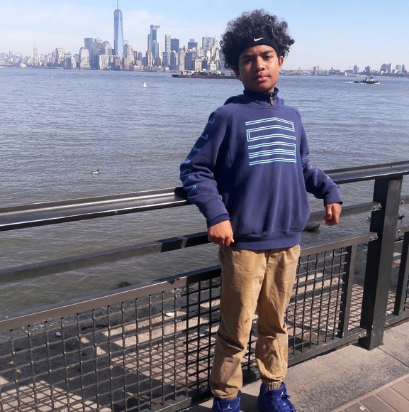 Profile Picture of Xavier Phillips (@xavierphillips) on Poshmark