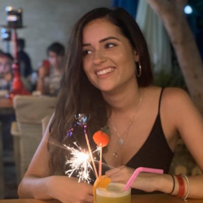 Profile Picture of Lucy Small (@LucySmall_) on Twitter