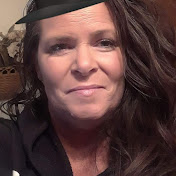 Profile Picture of Lisa Hayes (@lisahayes3009) on Youtube