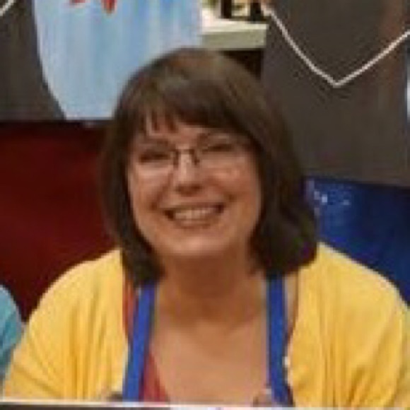 Profile Picture of Dennise Leismer (@denniseleismer) on Poshmark