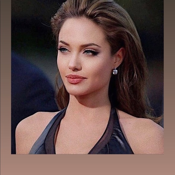 Profile Picture of Jade Gordon (@ryan_jade663) on Poshmark