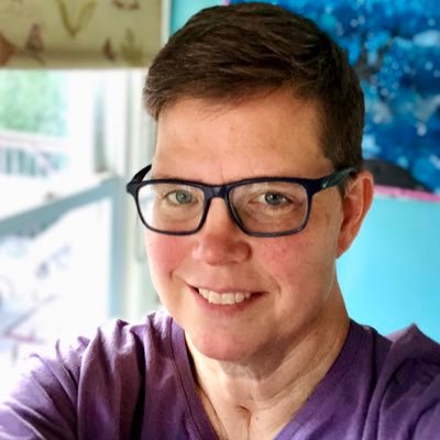 Profile Picture of Julia Jones (@jpjones314) on Twitter