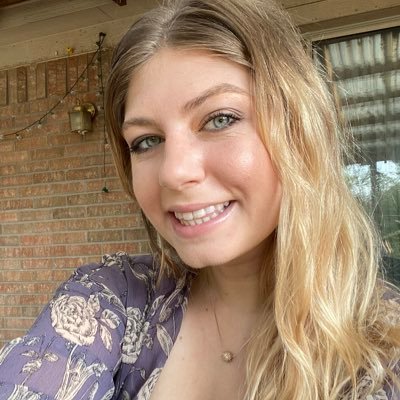 Profile Picture of Alyssa Stringer 👩🏼‍💻💫 (@alyssastring) on Twitter