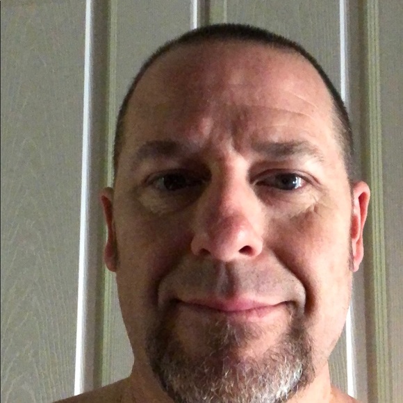 Profile Picture of Mark Litwin (@eaglelitwin) on Poshmark