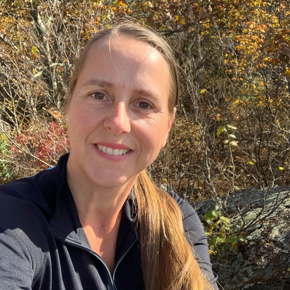 Profile Picture of Katya Koubek (@katyakoubek) on Poshmark