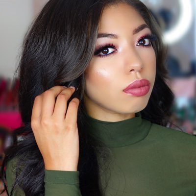 Profile Picture of Amy Nicola (@@amynicolaox) on Twitter