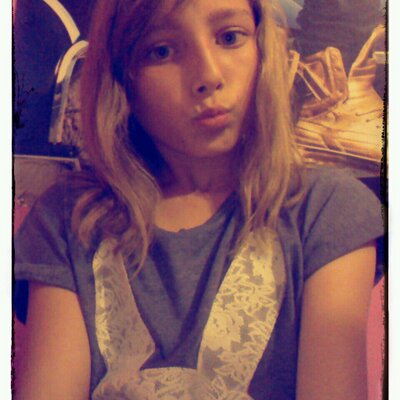 Profile Picture of Carly Slade (@SladeCarly) on Twitter