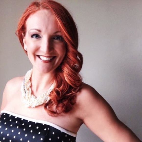 Profile Picture of Katherine Keller (@katherinekel360) on Poshmark