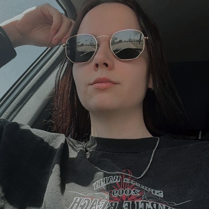 Profile Picture of Han (@hannahwaznik) on Tiktok
