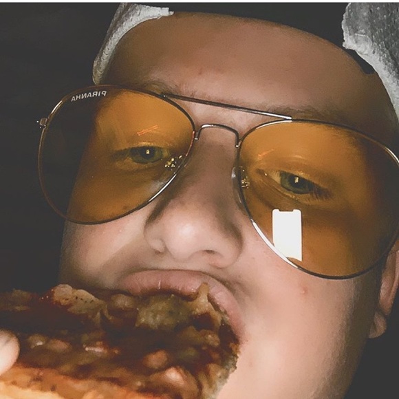 Profile Picture of Jeffrey Arwine (@jeffreyarwine) on Poshmark