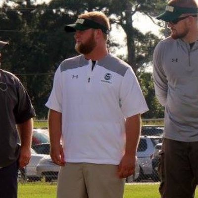 Profile Picture of Zach Hart (@zhart18) on Twitter