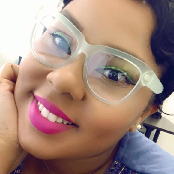 Profile Picture of Lucille Debarg (@lucile_debarg) on Poshmark