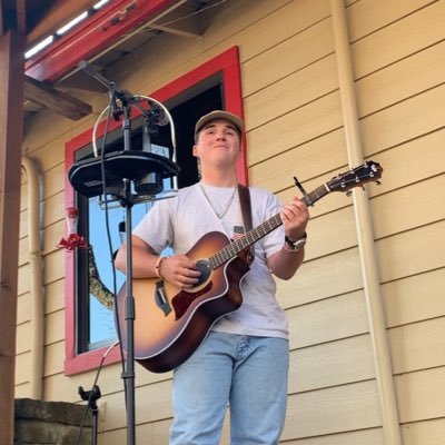 Profile Picture of Jimmy Burk (@JimmyBurk20) on Twitter