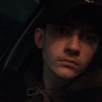 Profile Picture of  ✖ ♠ ♥ ♣ ♦ ✖ (@Sean_Locke25) on Twitter