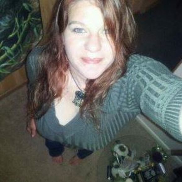 Profile Picture of Kellina Conklin (@kellina6982) on Poshmark