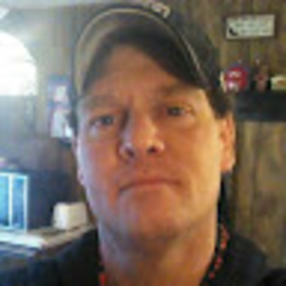 Duwayne Lundeen - Poshmark Profile Picture of Duwayne Lundeen (@duwayne_lundeen) on Poshmark