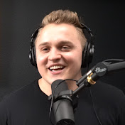 Profile Picture of David Metcalf (@davidmetcalfcomedy) on Youtube