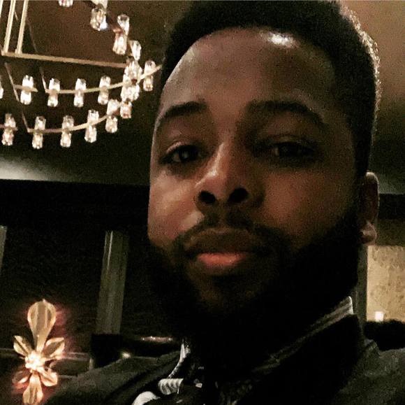 Profile Picture of Carl Hall (@carlandrew) on Poshmark