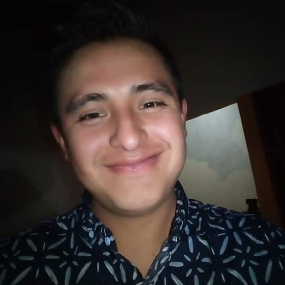 Profile Picture of Edwin Perez (@edwinperez565) on Poshmark