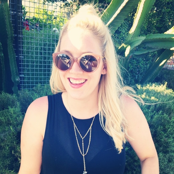 Profile Picture of Drew Ankerman (@drewkatherine) on Poshmark