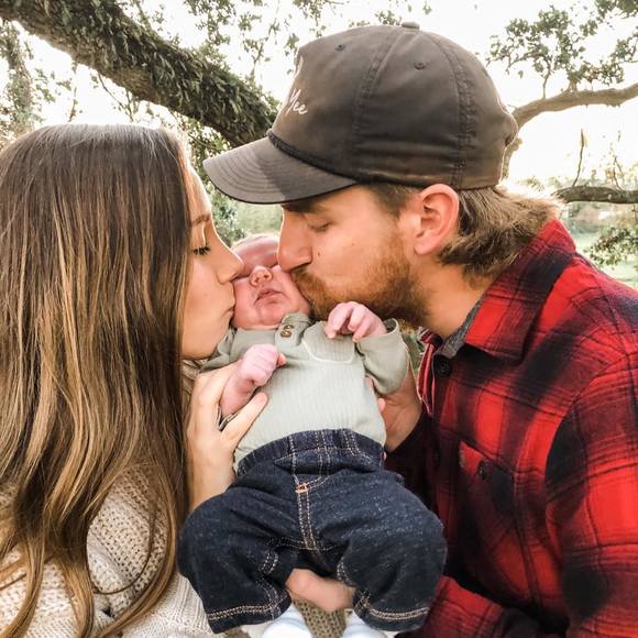 Profile Picture of Julie Comeaux (@julless) on Poshmark