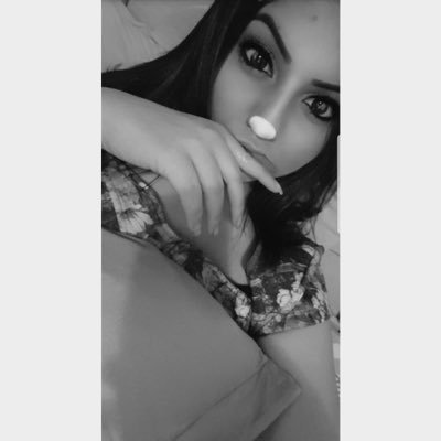 Profile Picture of Pâm Mozer ❤️ (@PamelaMozeer) on Twitter