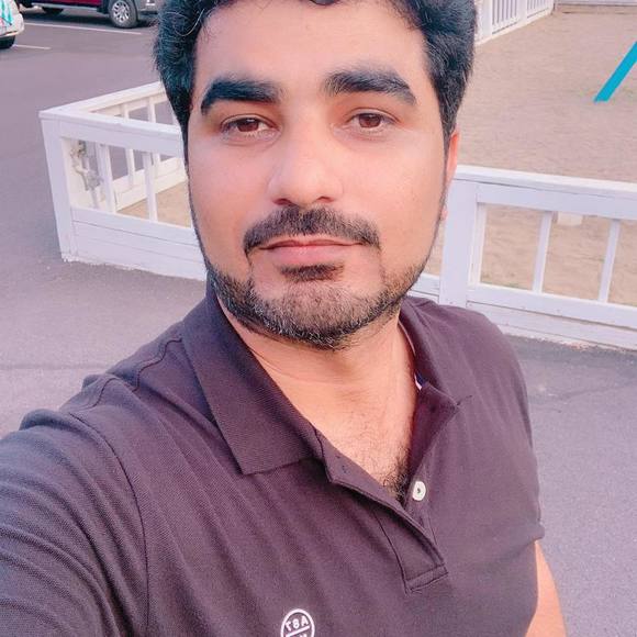 Profile Picture of Abdullah Saif (@tum_bin830) on Poshmark