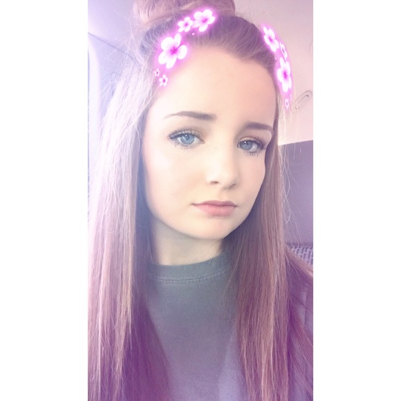 Profile Picture of Abby Ditzig (@abbyditzig) on Poshmark