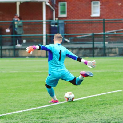 Profile Picture of Adam Harrison (@_AJH1999_) on Twitter