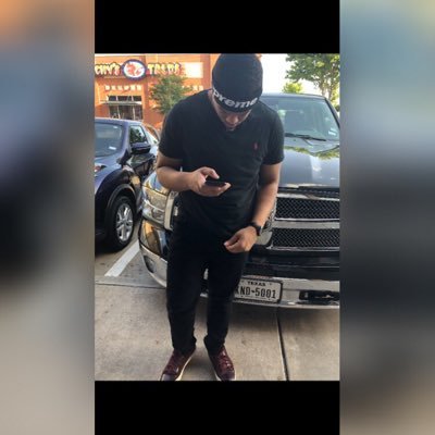 Profile Picture of Damian Killard 〽 (@ShowtmeXjayr) on Twitter