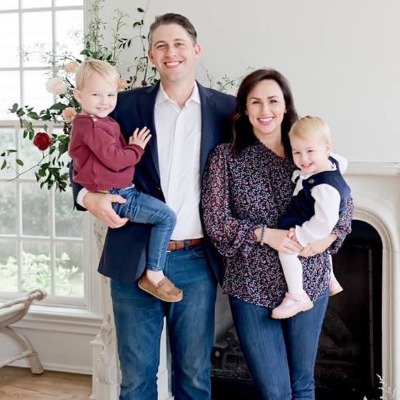 Profile Picture of Jacqueline Petrakis (@jlbpetrakis) on Poshmark