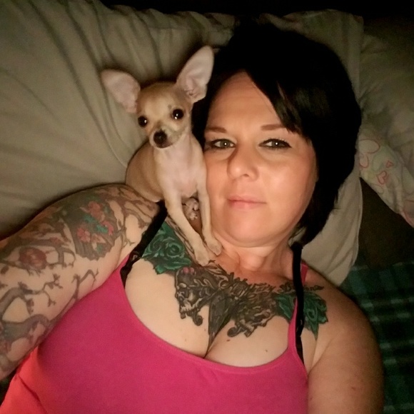 Profile Picture of Stacy Heinzel (@prettygurl74) on Poshmark