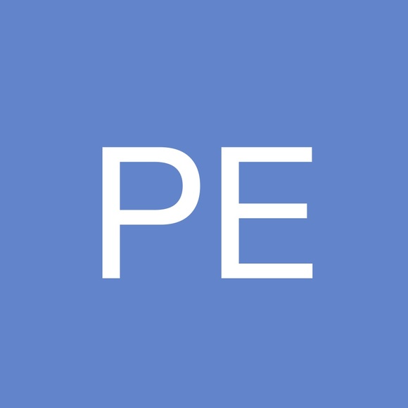 Profile Picture of Paige Ebert (@superpaw24) on Poshmark