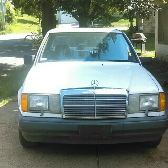 Profile Picture of Mallory Cockeram (@runningfast) on Poshmark