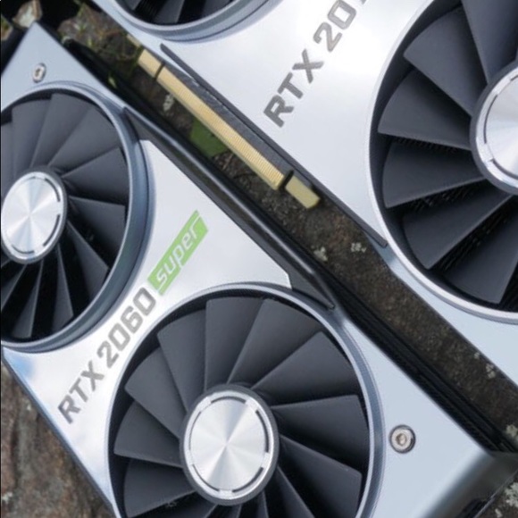 Profile Picture of Yeha Sells (@yehaxq) on Poshmark