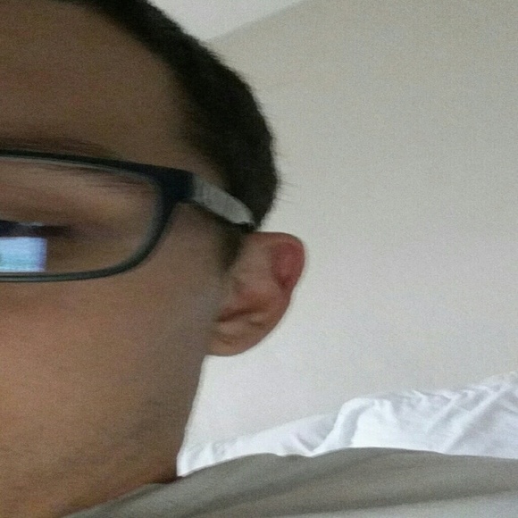 Profile Picture of Patrick Keane (@pkeane04) on Poshmark