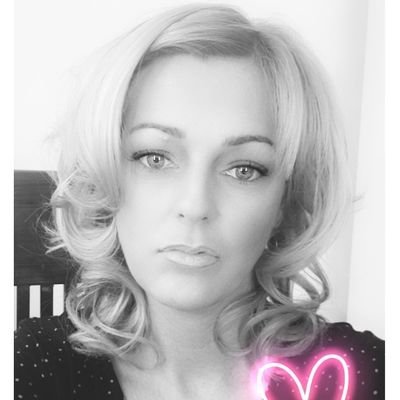 Debbie Saxon Mua - Twitter Profile Picture of Debbie Saxon Mua (@DebraKnowles) on Twitter