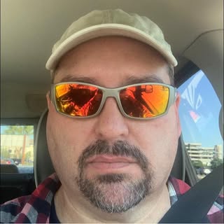 Profile Picture of Aaron Zeff (@aaronzeff) on Instagram