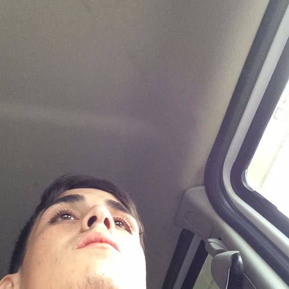 Profile Picture of Carlos Arango (@kingxlos) on Poshmark